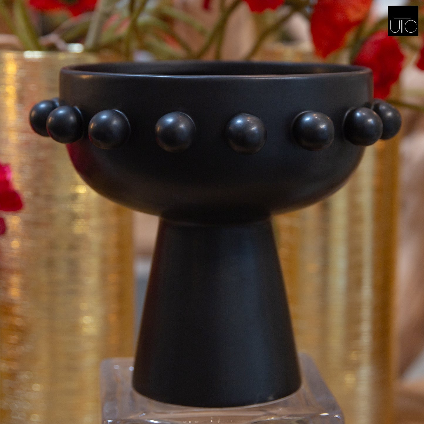 Emarise Ceramic Black Pedestal Bowl