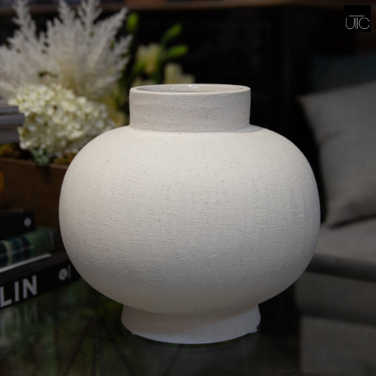 Cavelle Stoneware Flower Pot