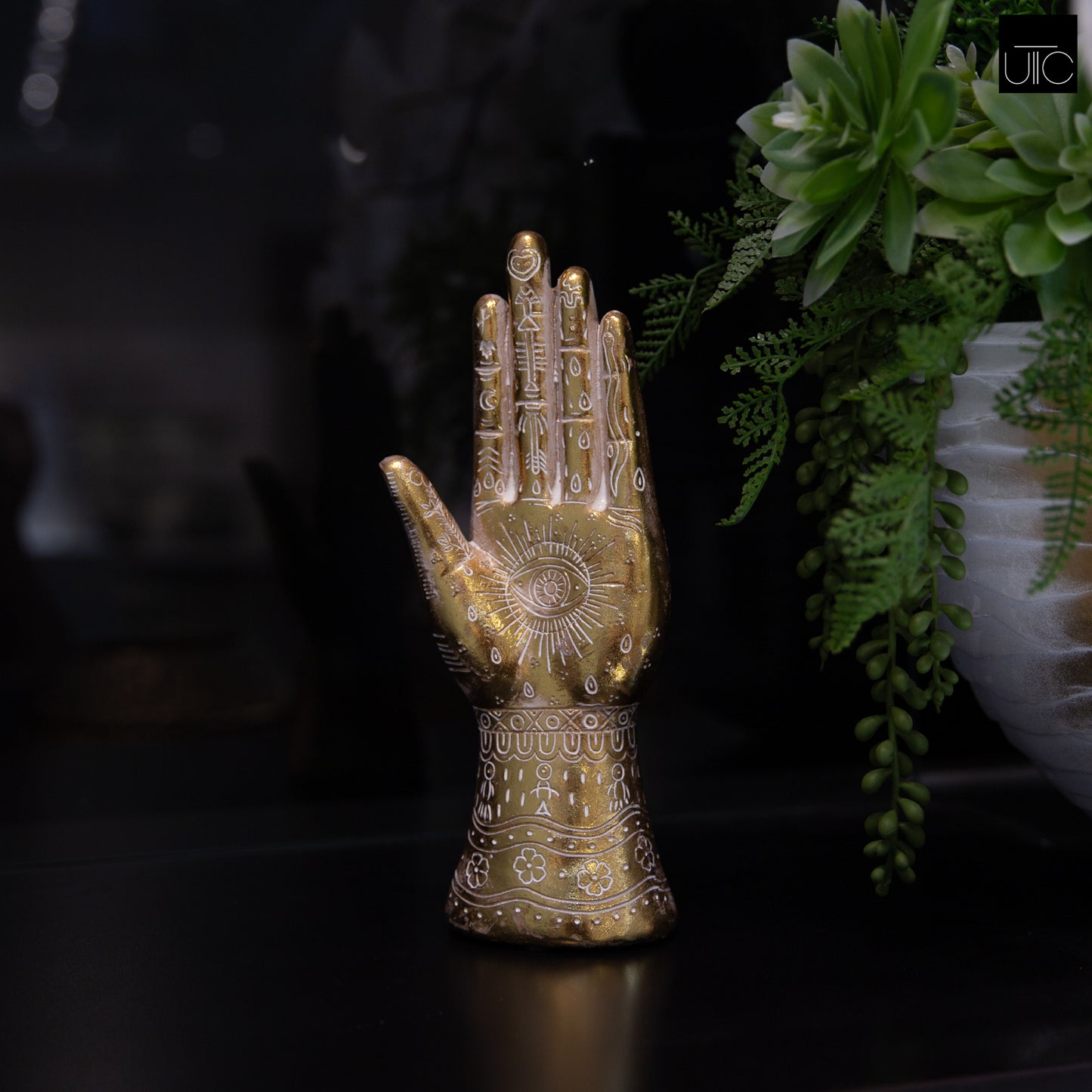 Anaya Tribal Hand Figurine