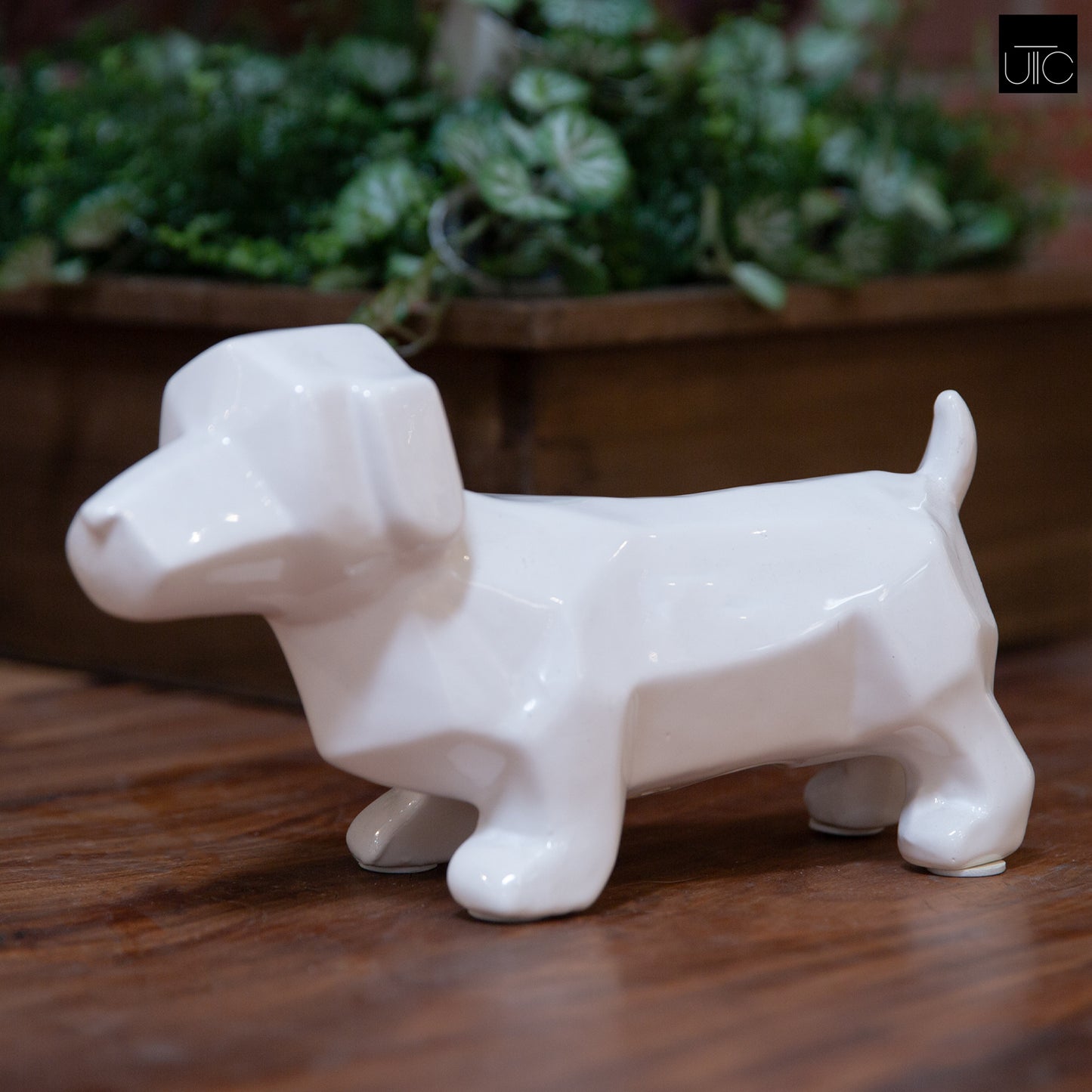 Ceramic Figurine Gloss Finish White-5.75"H