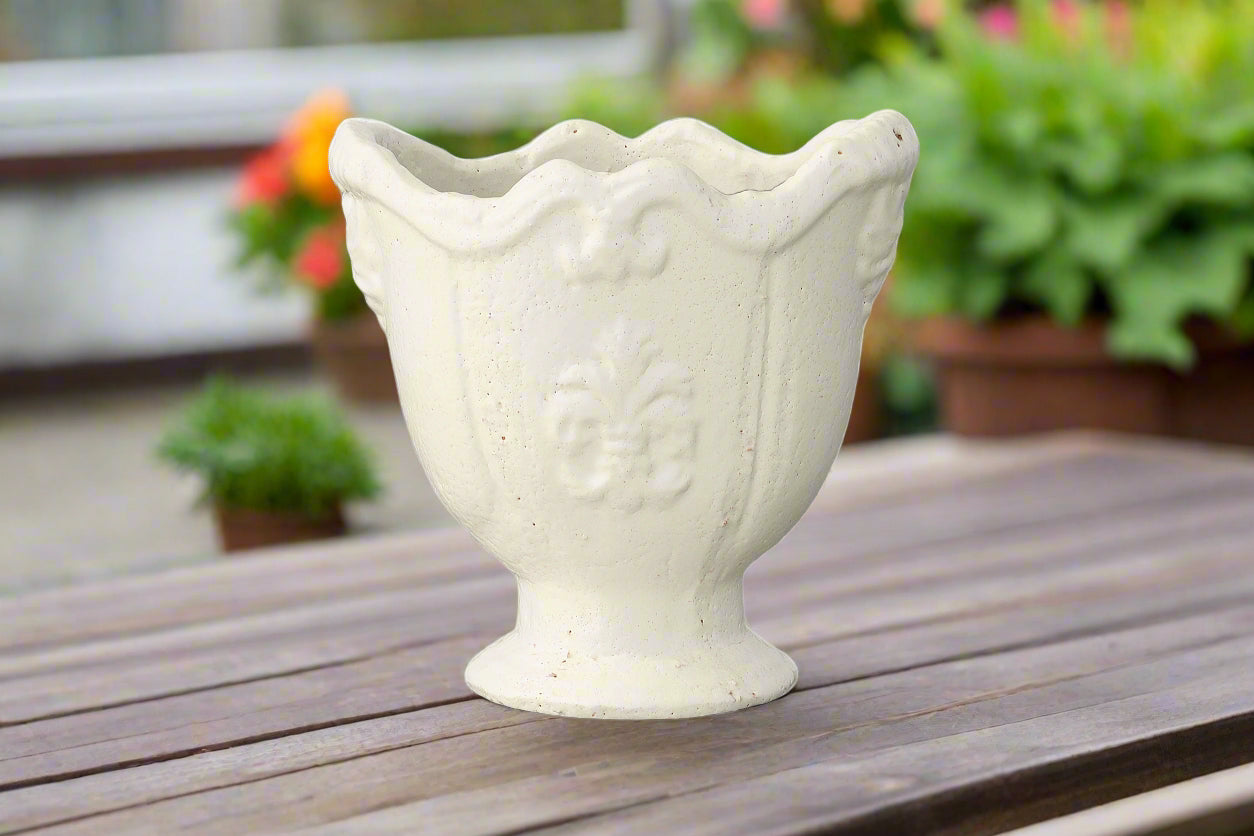 Auresta Glossy Terracotta Planter